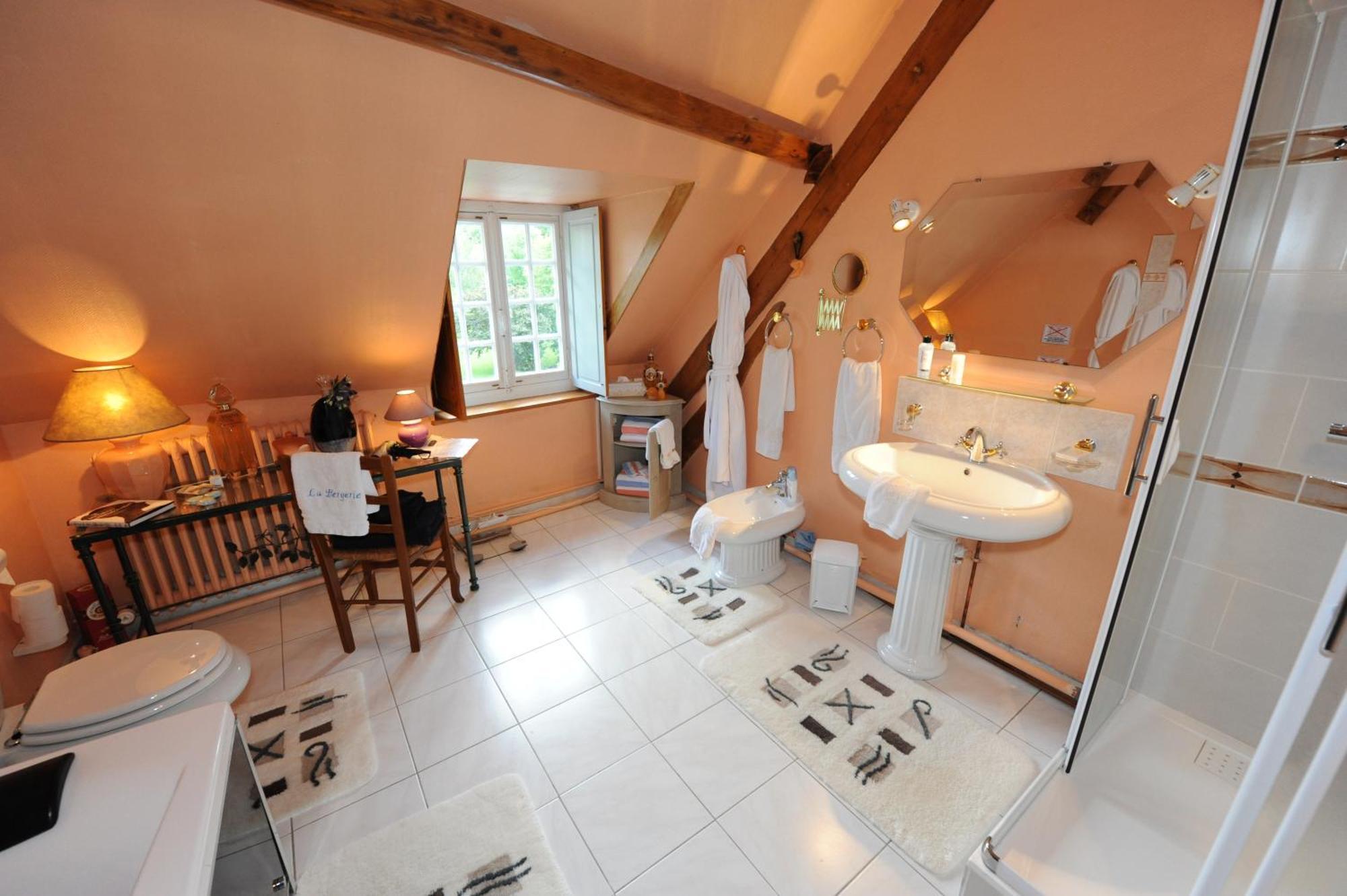 Chambres D'Hotes La Bergerie De L'Aqueduc Houx Room photo