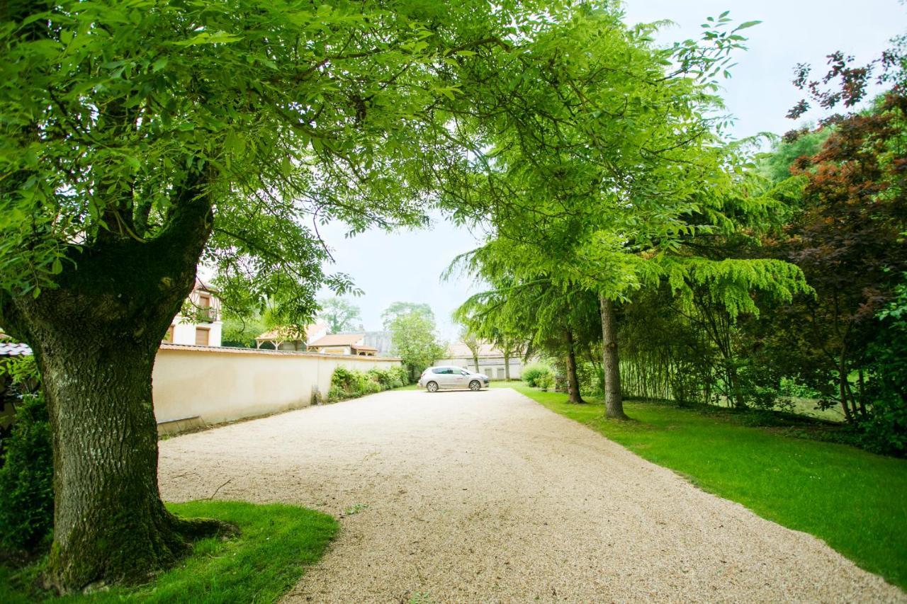 Chambres D'Hotes La Bergerie De L'Aqueduc Houx Exterior photo